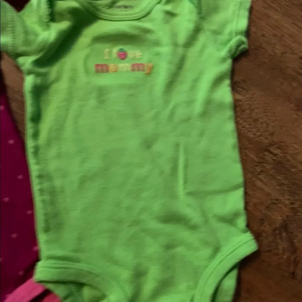 Bundle infant onesies 3 months lot of 6